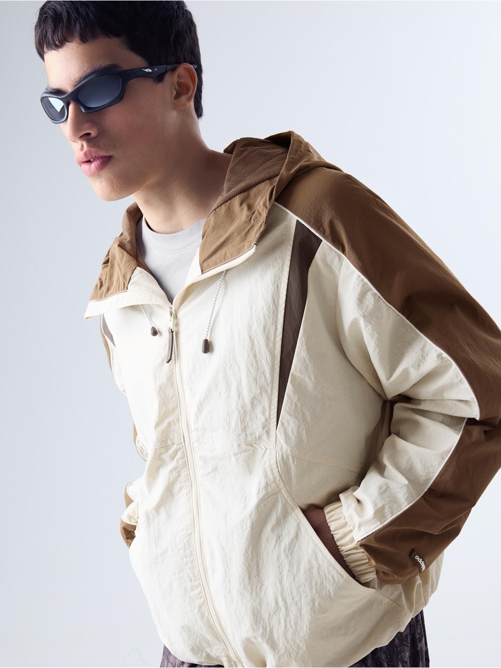 Bershka HOODED TECHNICAL JACKET SIZE XL NWT